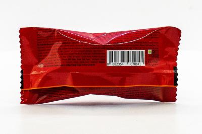 Кекс Volume Mini в какао глазури с клубничным соусом 16 гр